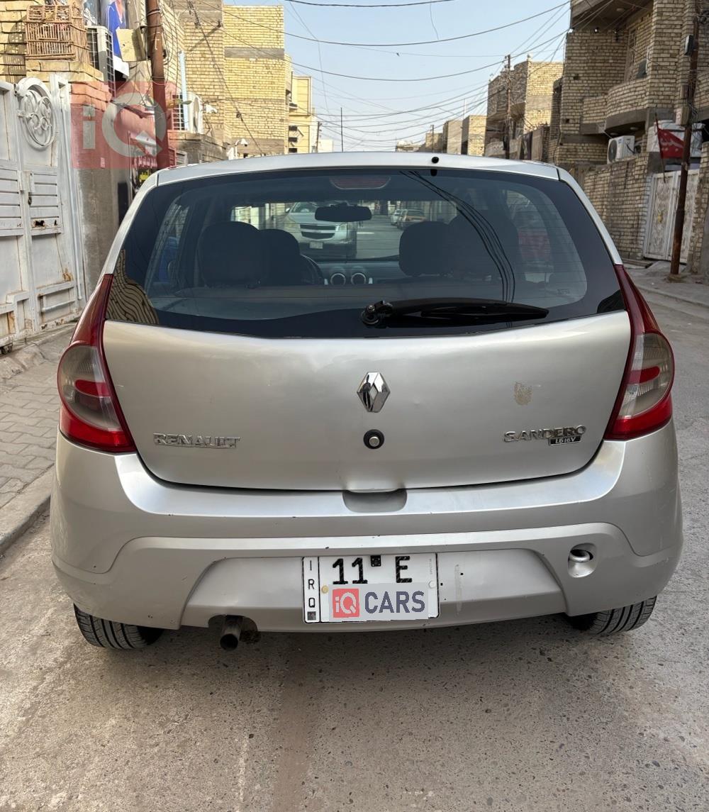 رينو ساندرو